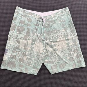 AFTCO Fishing Board Shorts Mens 38 Seafoam Camo Stretch Swim Trunks